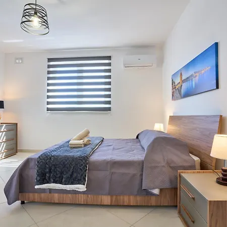 Bugibba Terraced New 2 Bedroom 2 Bathroom Appartamento *