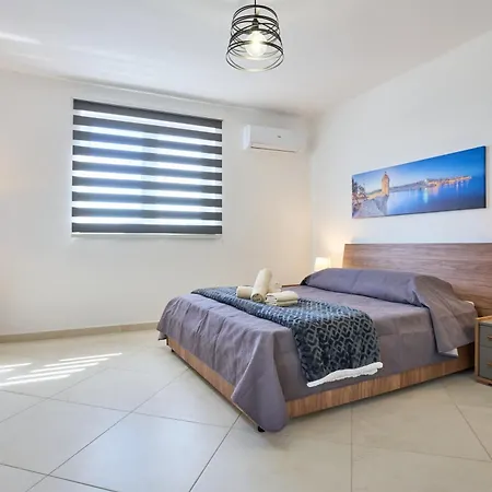 Bugibba Terraced New 2 Bedroom 2 Bathroom * St. Paul's Bay