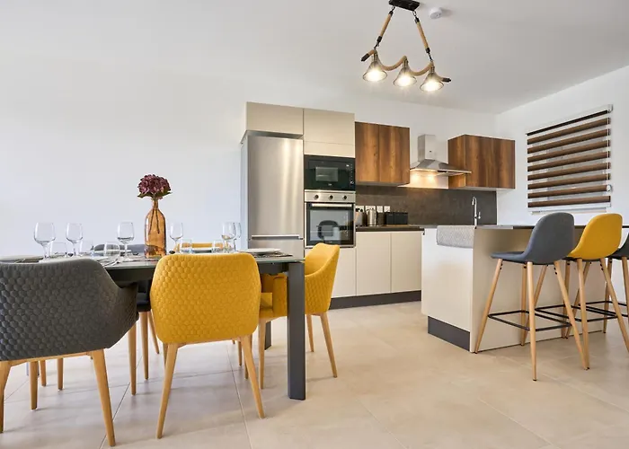 Bugibba Terraced New 2 Bedroom 2 Bathroom Апартаменты Сент-Полс-Бей